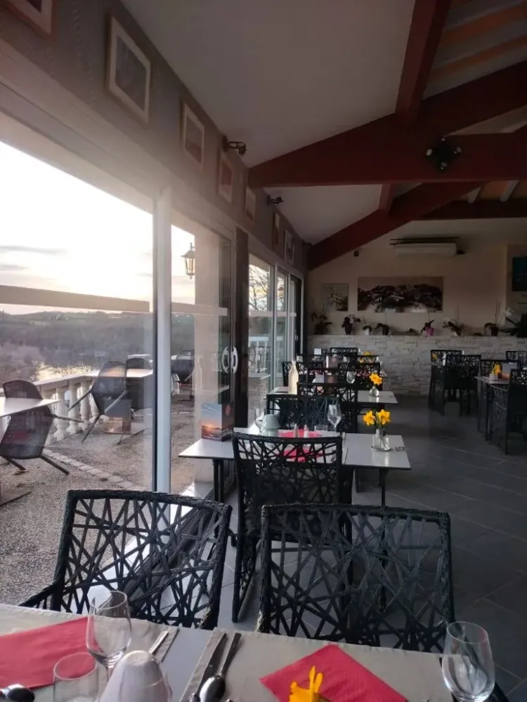 Restaurant traditionnel à Limeuil